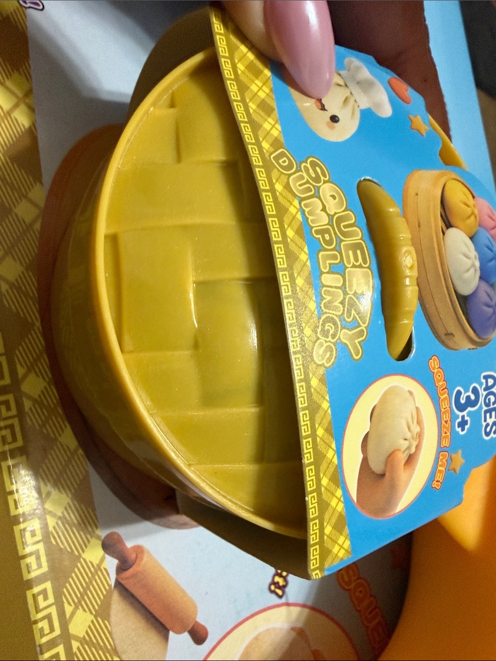 Blue Glitter Squeezy Dumpling Toy with case - Kids Toys - confirmed - Picture 3 of 3